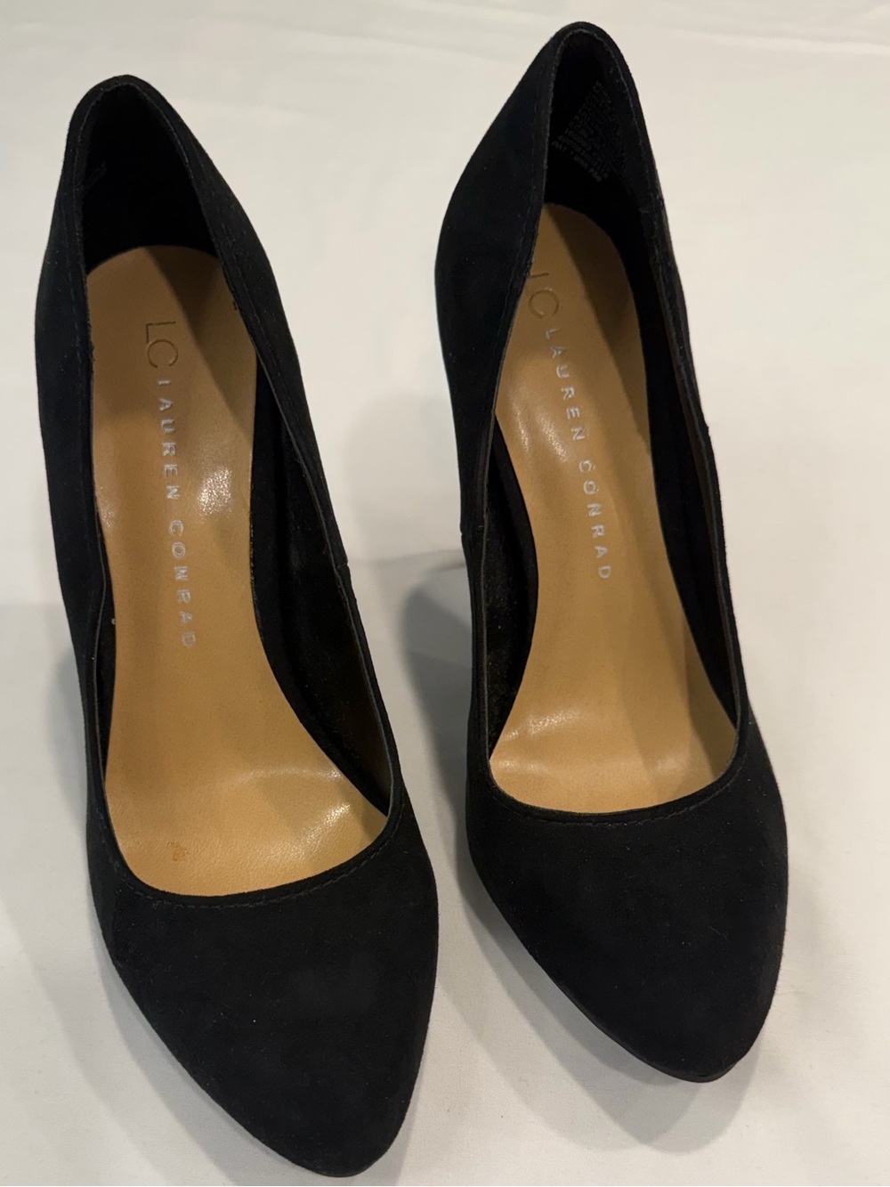 LC Lauren Conrad Black Pointed Toe Suede Pumps